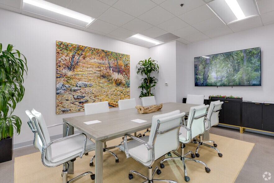 More Photos Of 17851 N 85th St, Scottsdale Office For Lease