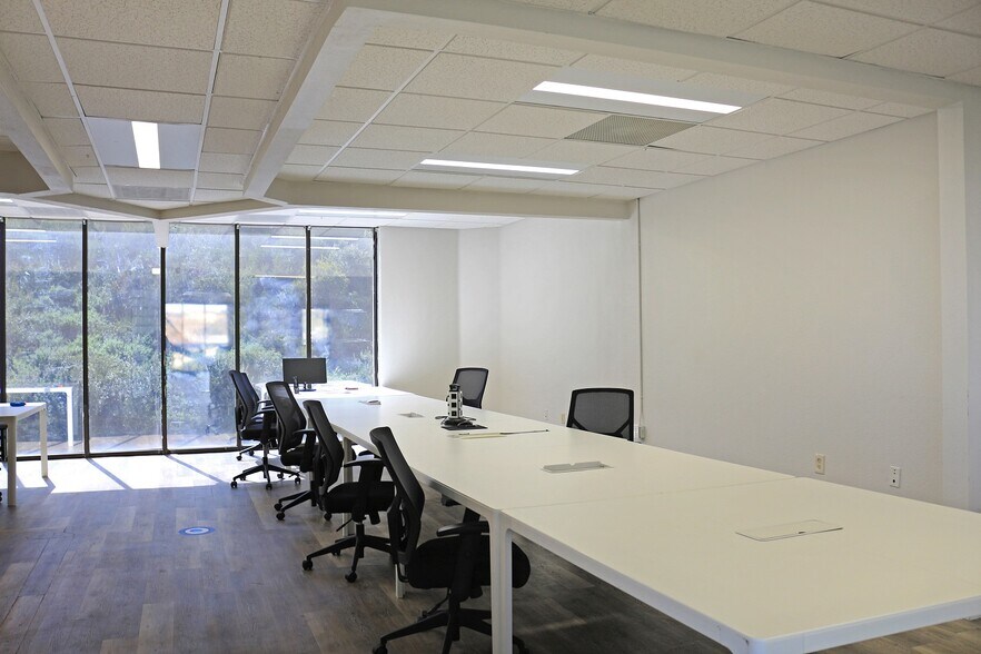 More Photos Of 2815 Camino del Rio S, San Diego Office For Sale