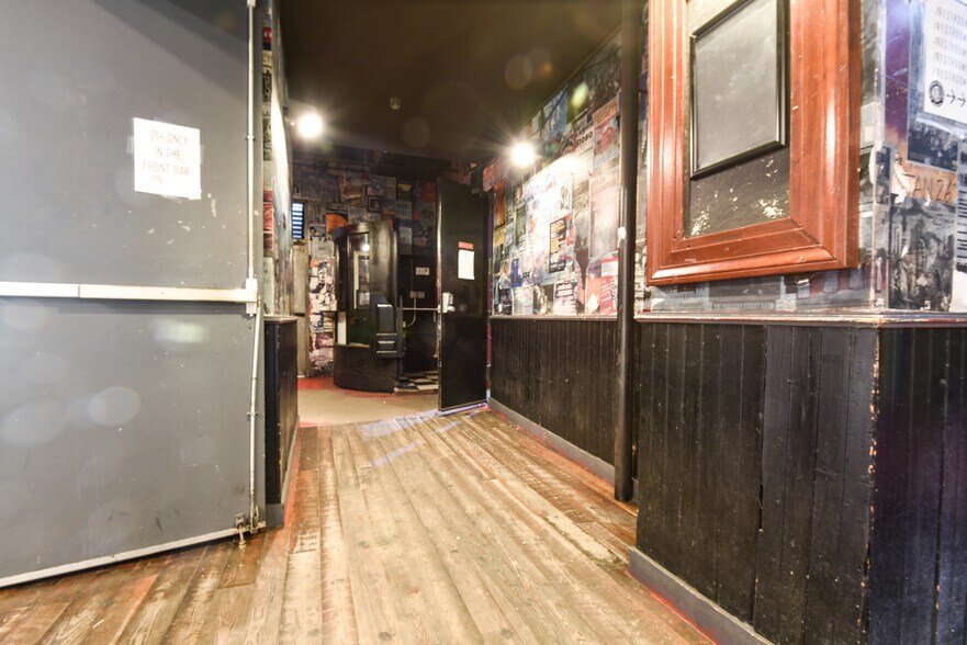 More Photos Of 361 Metropolitan Ave, Brooklyn General Retail For Lease