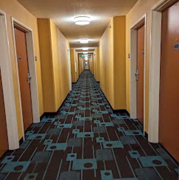 More Photos Of 5200 Cardinal Square Blvd, Saginaw Hotel For Sale
