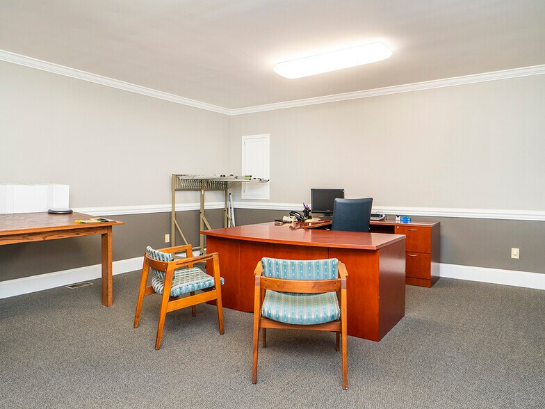 More Photos Of 4108 S NC Hwy 62, Burlington Office For Lease