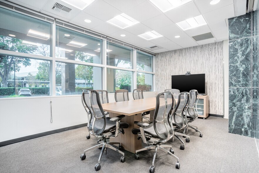 More Photos Of 6203 San Ignacio Ave, San Jose Coworking Space