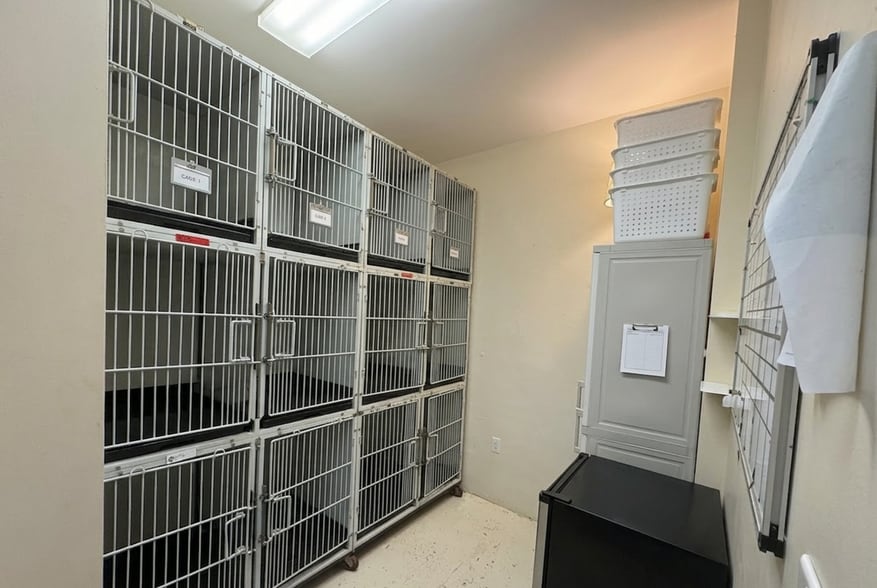 More Photos Of 1000-1010 Torrey Pines Rd, La Jolla Storefront For Lease