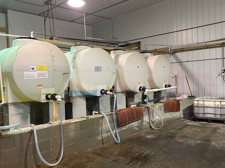 More Photos Of 9280 Knapp Rd, Houghton Lake Service For Sale