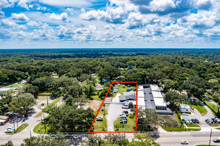 More Photos Of 11719 E 92 Hwy, Seffner Auto Repair For Sale