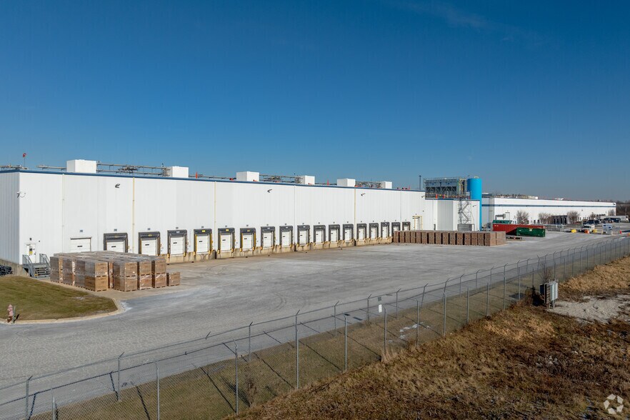 Primary Photo Of 450 Central Ave, University Park Industrial For Sale