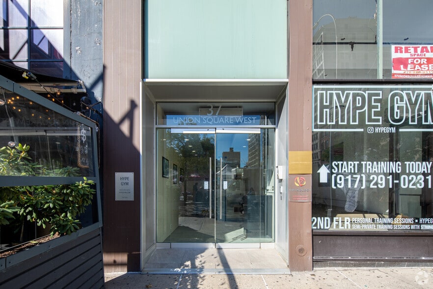 More Photos Of 37 Union Sq W, New York Office For Lease