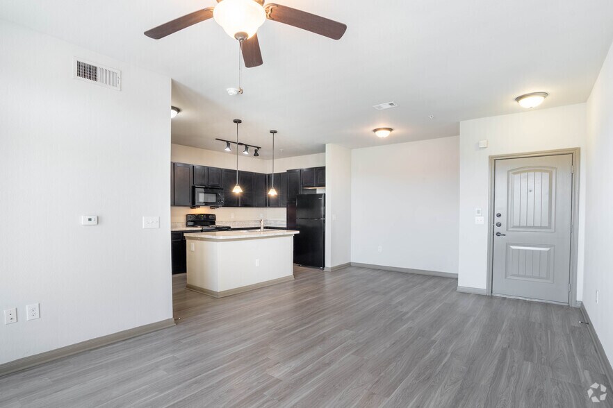 More Photos Of 5751 Greenhouse Rd, Katy Apartments For Lease