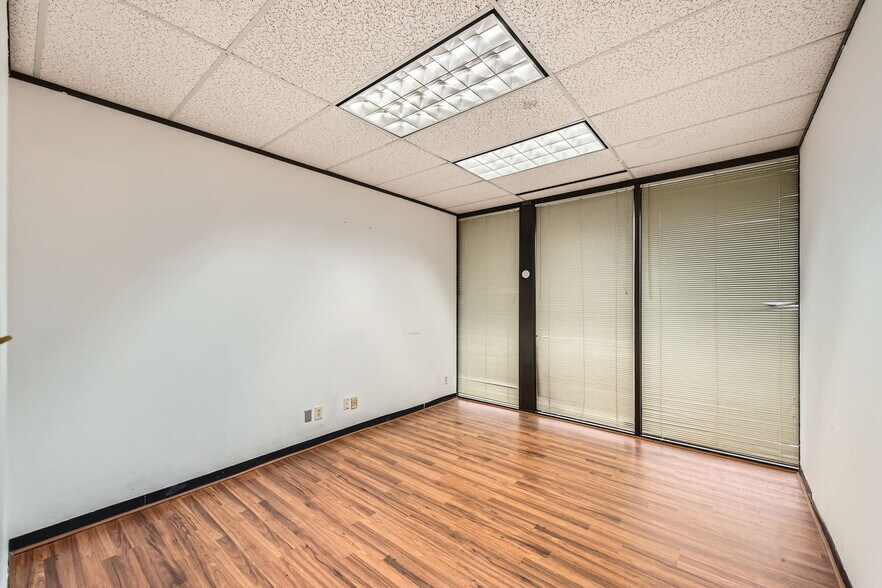 More Photos Of 14423 Cornerstone Village Dr, Houston Medical For Sale