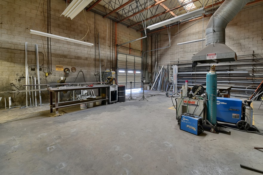 More Photos Of 352 Van Buren Ave, Salt Lake City Manufacturing For Sale