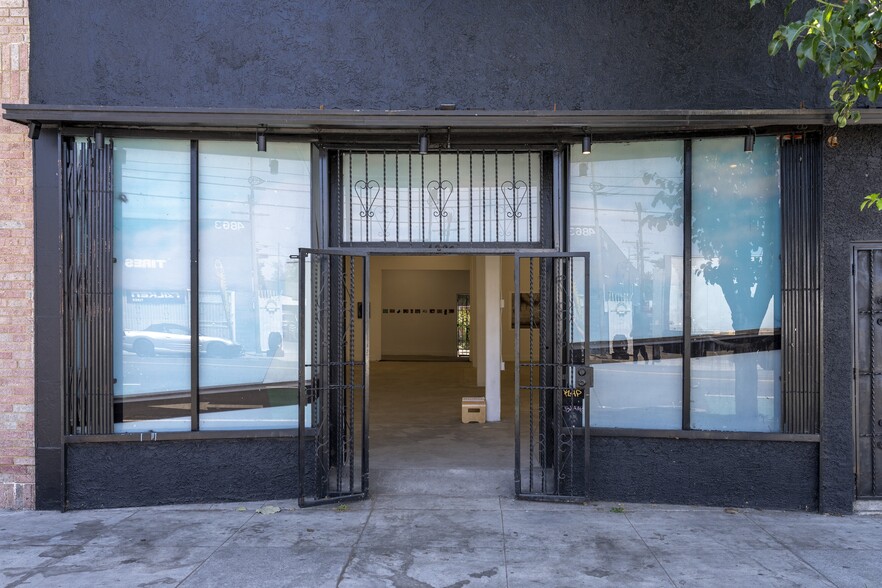 Primary Photo Of 4860 W Adams Blvd, Los Angeles Storefront Retail Residential For Lease