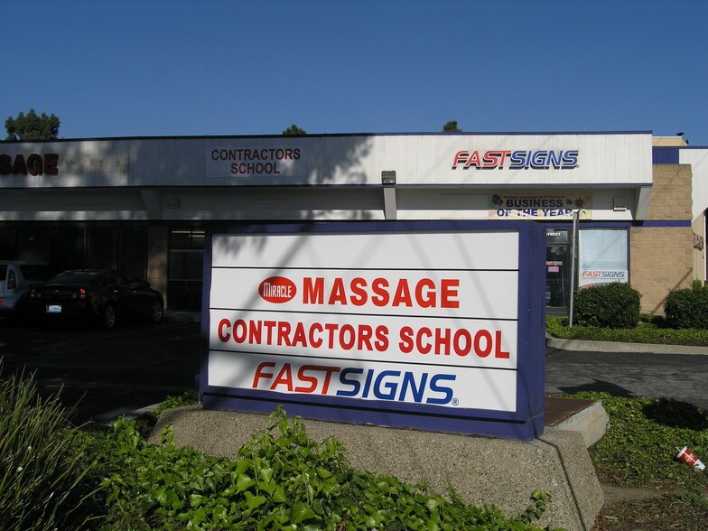 Primary Photo Of 3959 E Main St, Ventura Storefront For Lease