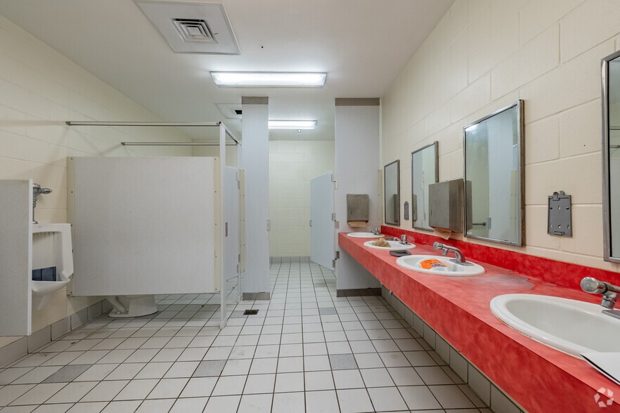 More Photos Of 20550 NE 42nd Pl, Williston Schools For Sale