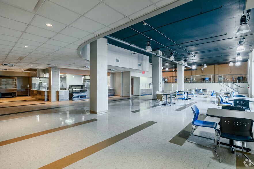 More Photos Of 3721 Tecport Dr, Harrisburg Office For Sale