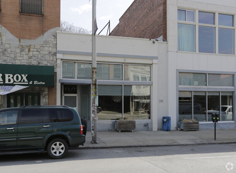 More Photos Of 1521 Grand Blvd, Kansas City Storefront For Lease