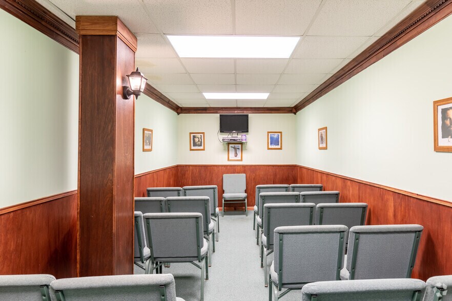More Photos Of 2514 Avenue D, Birmingham Religious Facility For Sale