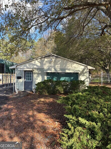 Primary Photo Of 12 Commerce Ct SE, Rome Flex For Sale