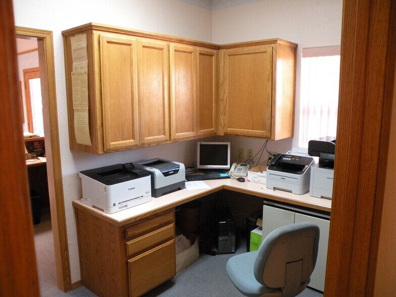 More Photos Of 235 E Clark Ave, Orcutt Office For Lease