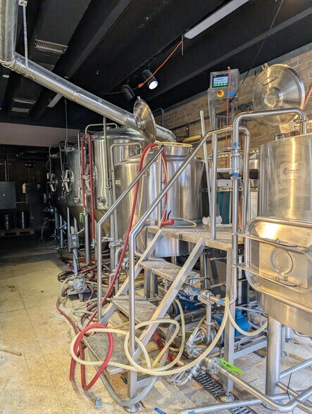 More Photos Of 4716-4736 Wilmington Pike, Dayton Storefront Retail Office For Lease