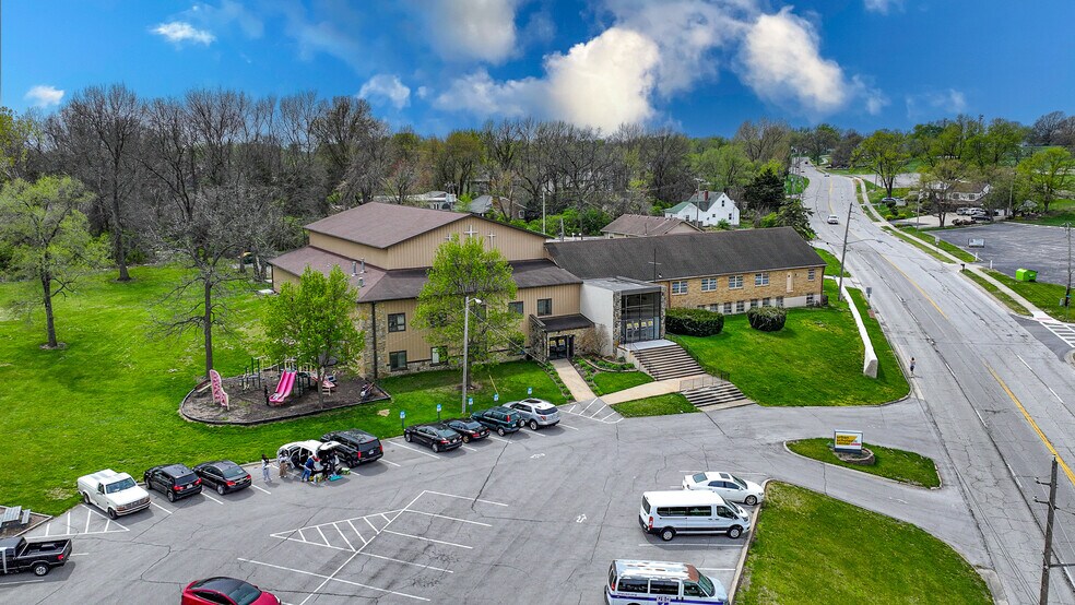 Primary Photo Of 4835 Shawnee, Kansas City Religious Facility For Sale