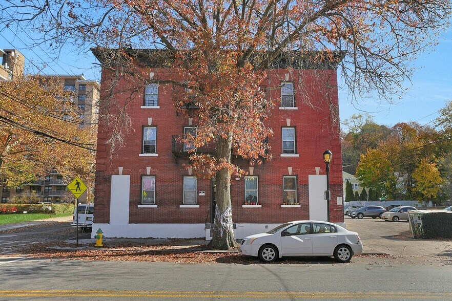 More Photos Of 141 Ferris Ave, White Plains Apartments For Sale
