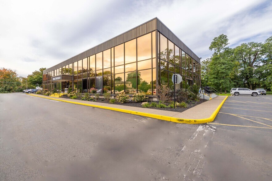 More Photos Of 80 West Ave, Brockport Medical For Lease