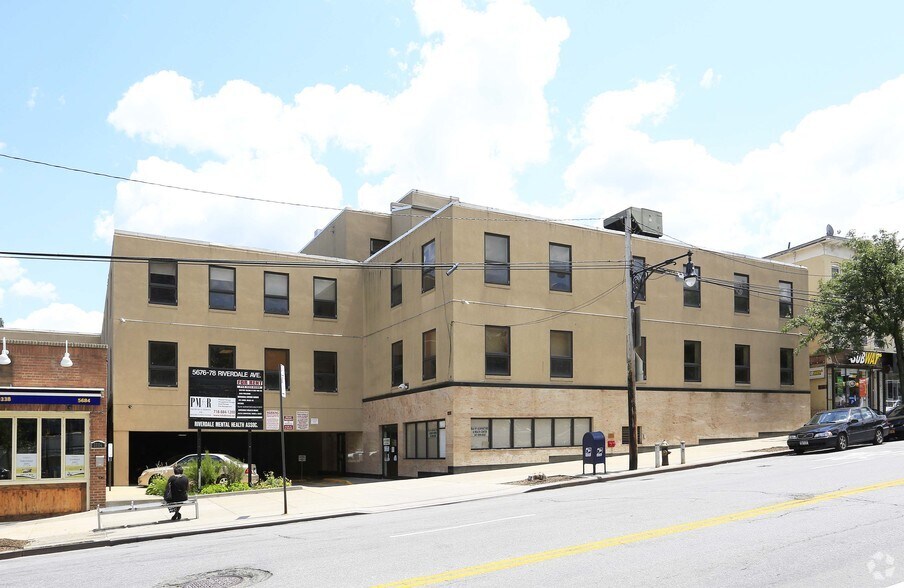 Primary Photo Of 5676-5678 Riverdale Ave, Bronx Office For Lease