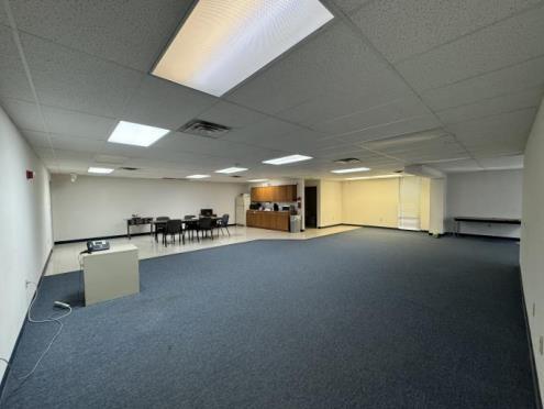 More Photos Of 1475 N Winchester St, Olathe Manufacturing For Lease