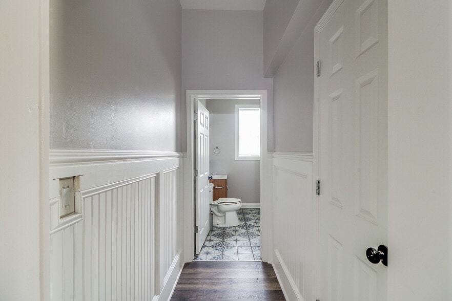 More Photos Of 104 W Candler St, Winder Medical For Sale