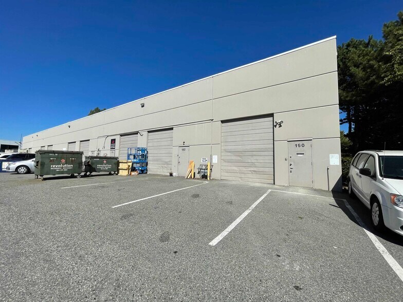 More Photos Of 4611 No. 6 Rd, Richmond Light Manufacturing For Sale