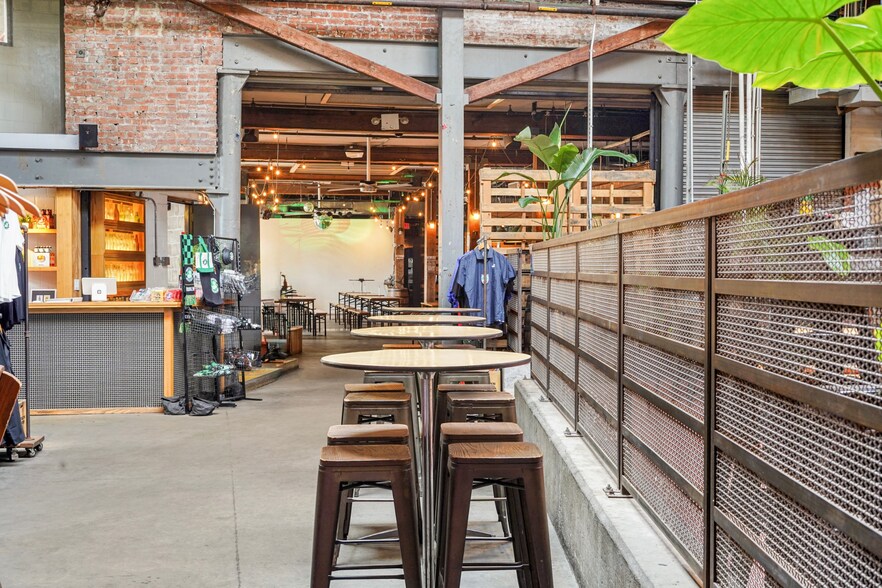 More Photos Of 79 N 11th St, Brooklyn Warehouse For Lease