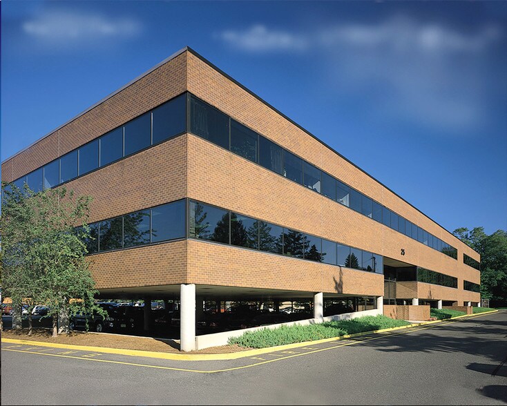 More Photos Of 25 E Spring Valley Ave, Maywood Office For Lease