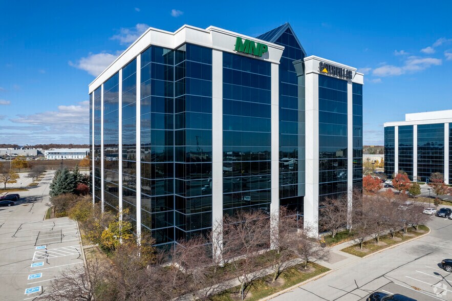 More Photos Of 1122 International Blvd, Burlington Office For Lease