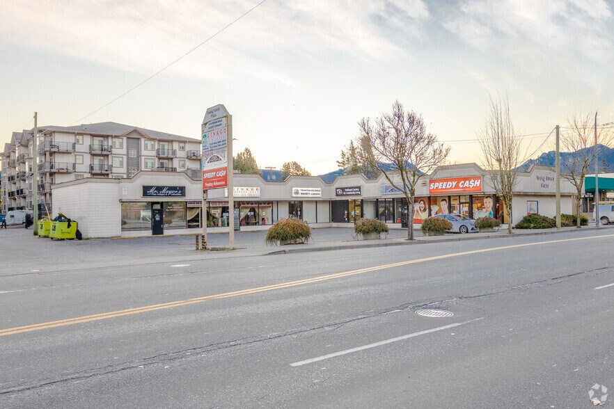 More Photos Of 9124-9140 Young Rd, Chilliwack General Retail For Lease
