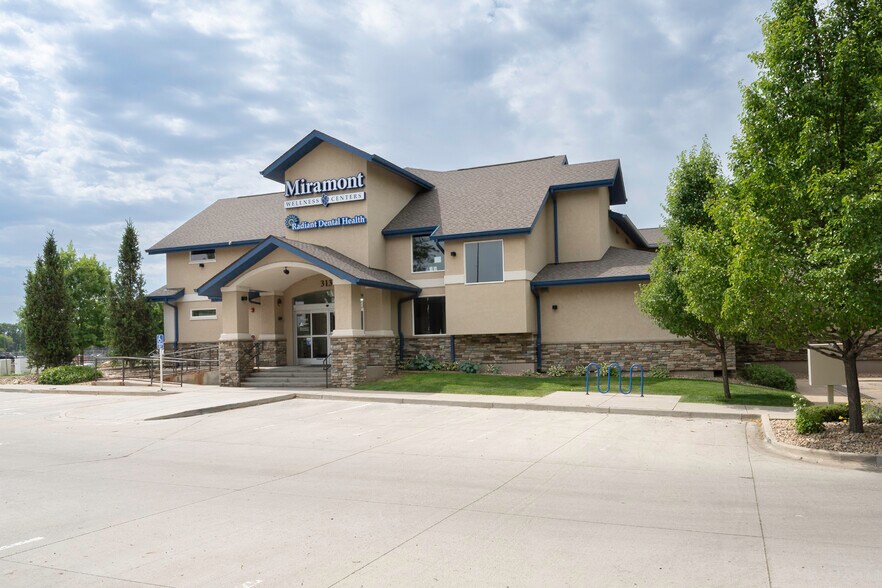 Primary Photo Of 313 W Drake Rd, Fort Collins Medical For Sale