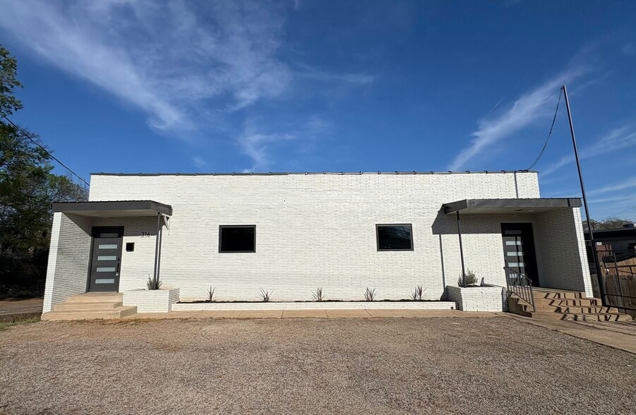 Primary Photo Of 316 Bonner Ave, Tyler Office For Lease