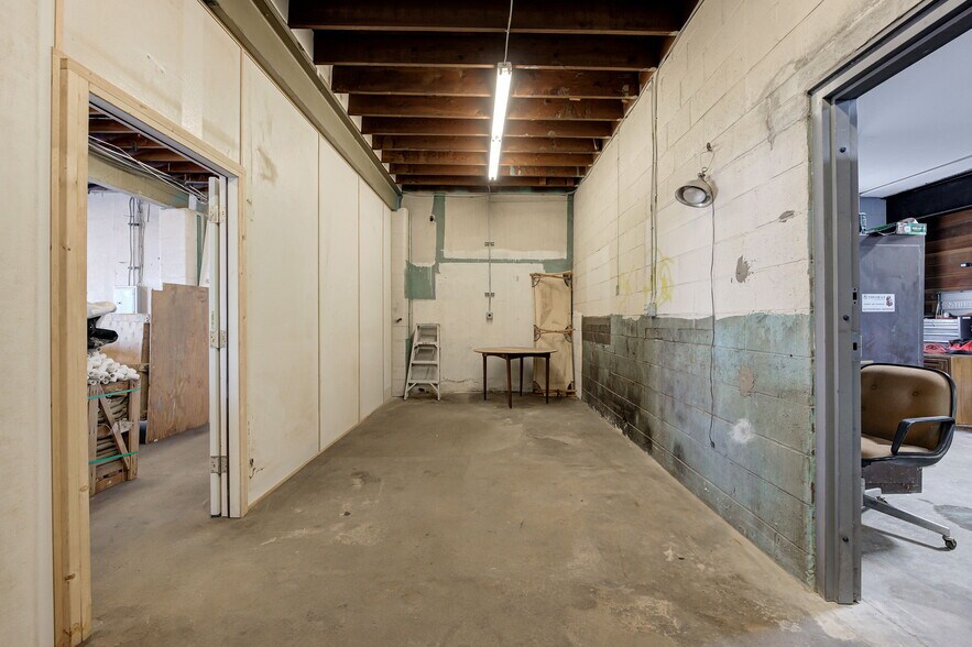 More Photos Of 1615 N Portland Ave, Oklahoma City Warehouse For Sale