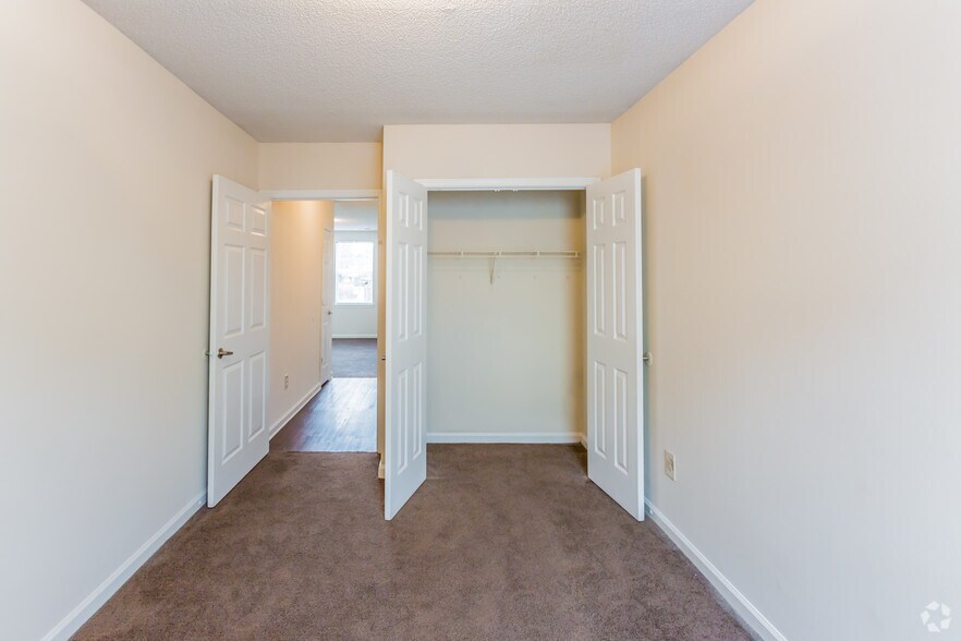 More Photos Of 1528 Ragan St, Memphis Apartments For Sale