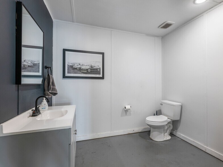 More Photos Of 541 Holiness Campground Rd, Cleveland Contractor Storage Yard For Sale