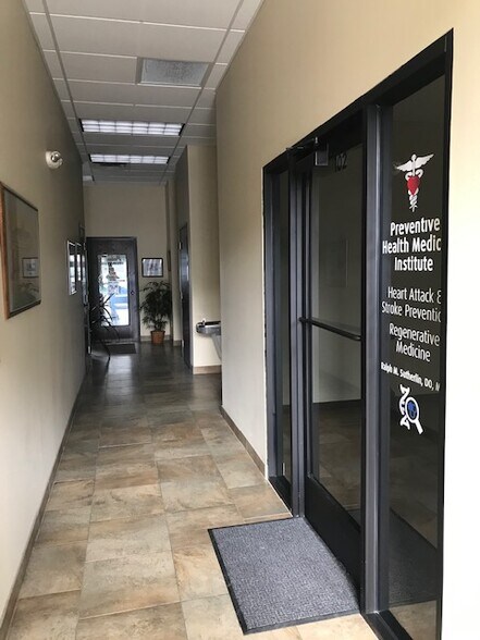 More Photos Of 2200 E Warm Springs Ave, Boise Medical For Lease