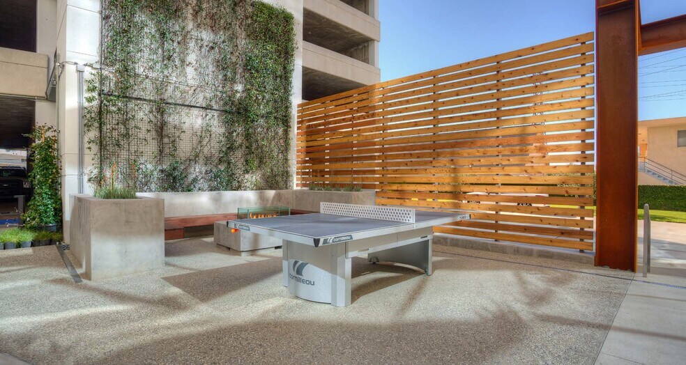 More Photos Of 1700 E Walnut Ave, El Segundo Office For Lease