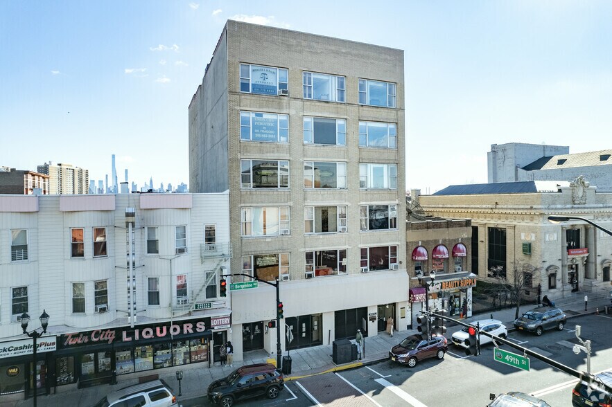 More Photos Of 4808 Bergenline Ave, Union City Medical For Lease