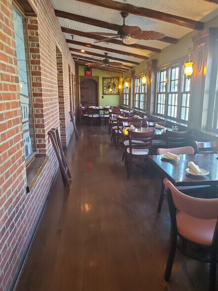 More Photos Of 375 Georges Rd, Dayton Restaurant For Sale