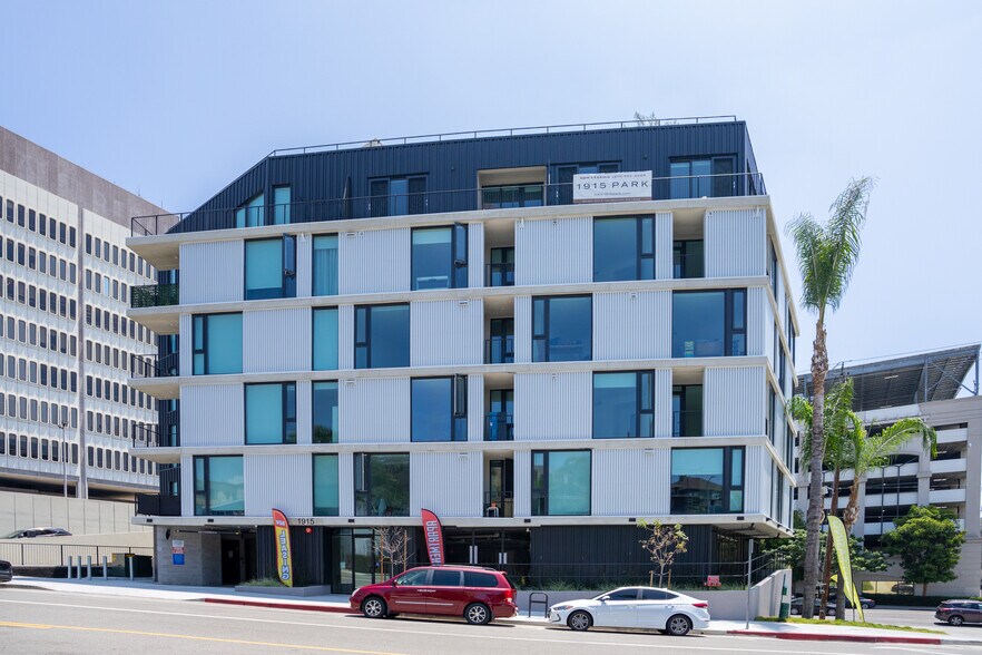 More Photos Of 1915 Park Avenue, Los Angeles Apartments For Sale