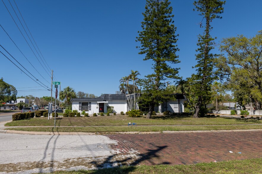 More Photos Of 1940 Dr Martin Luther King Jr St S, Saint Petersburg Specialty For Sale