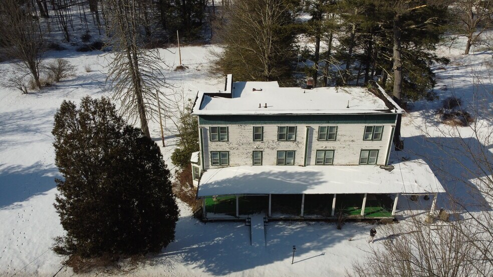 More Photos Of 248 S Sterling Rd, South Sterling Hotel For Sale