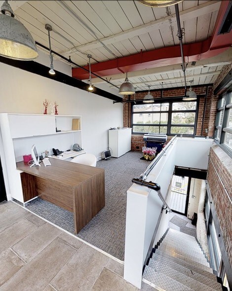 More Photos Of 151 E 10th Ave, Conshohocken Loft Creative Space For Lease