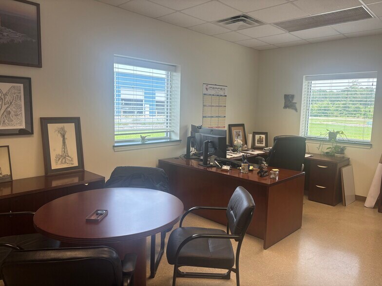 More Photos Of 6040 Highway 175, Frierson Warehouse For Lease