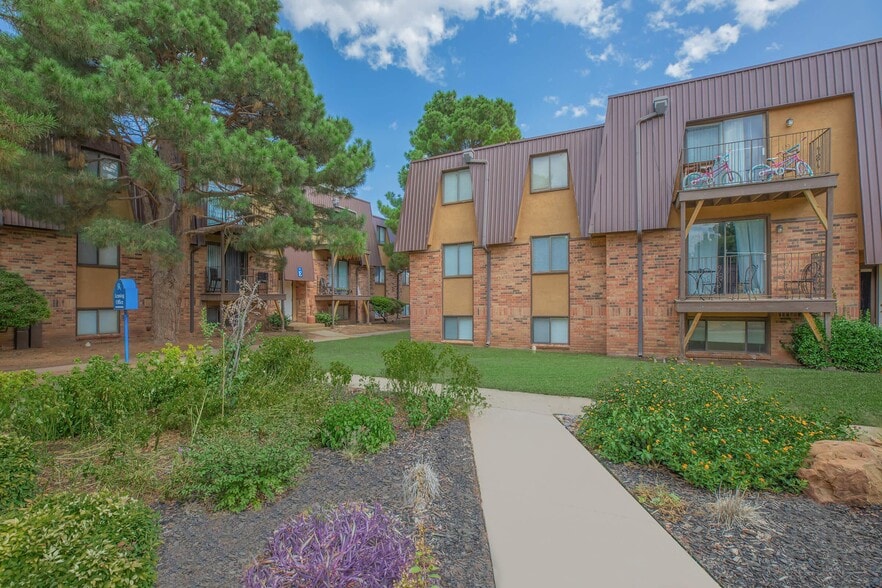 More Photos Of 5202 Bangor Ave, Lubbock Apartments For Sale