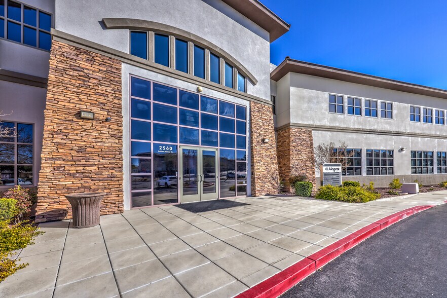 More Photos Of 2560 Anthem Village Dr, Henderson Medical For Lease